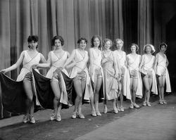 zombienormal:  Chorus line from the &lsquo;Garrick Gaieties Revue&rsquo;..  (ca. 1930) NYPL. 