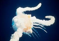 humanoidhistory: TODAY IN HISTORY: It’s hope and then despair as the Space Shuttle Challenger explodes after launching from Cape Canaveral, Florida, on January 28, 1986. All seven crew members perish. (National Geographic)