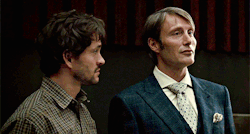 turian-chocolate:  Hannibal and Will + height difference requested by anonymous (sort of) 