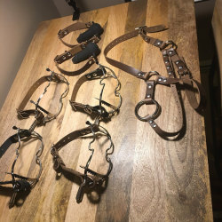 yesemberposts: the-devil-at-your-door:  Fine Leather Goods- Dental Gags W/ Leather Straps Soft Silicone High Quality Cock Ball Gags W/ Leather Straps Wand Harness W/ Easy Wand Removal Hardware BytheDevilsHand.etsy.com   Those open mouth gags 😍 