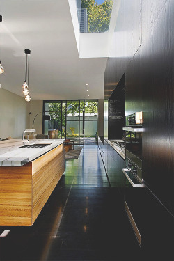 wearevanity:  Fitzroy Residence by Carr Architecture | WAV   Now that&rsquo;s a kitchen