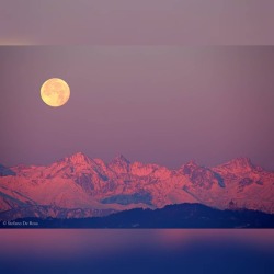 Alpine Superga Mooney #nasa #apod #moon #fullmoon #perigee #sunrise #dawn #mountains #turin #italy #basilicaofsuperga #solarsystem #space #science #astronomy