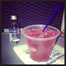 First drink ever on an airlines. I&rsquo;m in Washington right now. Next LA âœˆðŸ’º #excited #washington #heatgame #305 #united #vip