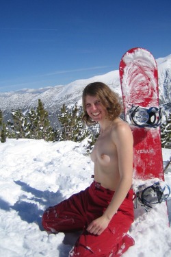 xxxelasolympicgames:  Snowboarding genre-bdsm-kinky:  “WINTER - SNOW - NUDE” - Genre =========================== More pictures in thís genre  “Winter-snow-nude”:  click here ________________________________ * See all Genre-PICTURES… click here