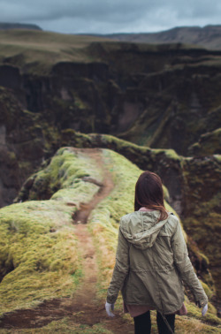 elizabethgadd:  Follow the narrow paths.  Embrace the adventures. 