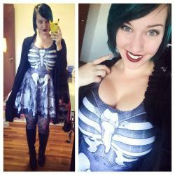 lisa-lou-who:  Going out on the town for some nummy burgers and then home to play Tales from the Borderlands. #TGIF 