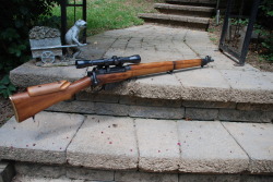gunrunnerhell:  Enfield No.4 Mk.I (T) The sniper rifle variant of the Enfield, I think it’s one of the better looking but more ergonomic sniper rifles from WWII. Unlike the Mauser K98 and Mosin Nagant 91/30 snipers, the British added a cheek riser to