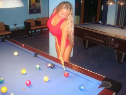 hbombcollector:  Oh, just playing pool, in a bathing suit. wish l was playing pool with her l know where l would stick my cue,xxxxxxxxx.