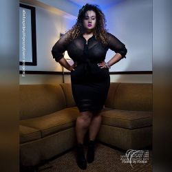 Throwback cause I&rsquo;m just gonna post stuff off my phone for the next few days&hellip;another shot of the voluptuous and fashionably Edgey Verlura @verlura #Dmv #throwback #photosbyphelps #reallight #lace #victoriassecret #busty  #plussizefashion