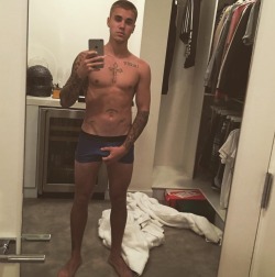 male-celebs-naked:  Justin Bieber Submit HERE  ← More Celebs HERE  ← 