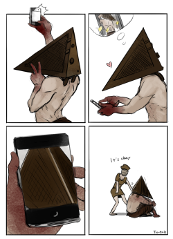 tio-trile:  sharev:tio-trile:Poor Pyramid Head can never take a decent selfieIdk, it’s possible, just a massive pain in the ass.  Mirror selfies doesn’t count, you have to take one proper top-down 45° selfie style
