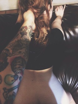 yesfullenglish:  piercingsandink:  just-a-h0peless-romantic:  someone take sex selfies with me please  ^^ same  Likewise
