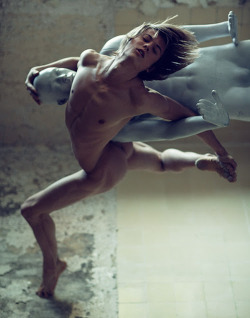 By Bertil Nilsson More: http://homotography.blogspot.com.es/2012/04/photography-spotlight-bertil-nilsson.html