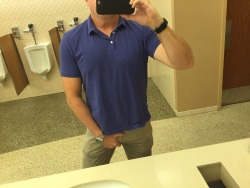 stmax51:  Casual day at work is a good thing