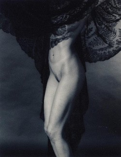 gacougnol: Günter Blum Female Nude, 1997