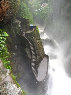 Stunningpicture:  Stairway To The Devil’s Cauldron In Equador