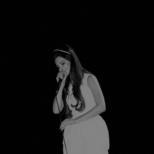 ultraviolece: Lana Del Rey performing  at El Rey Theatre in Los Angeles, USA (June