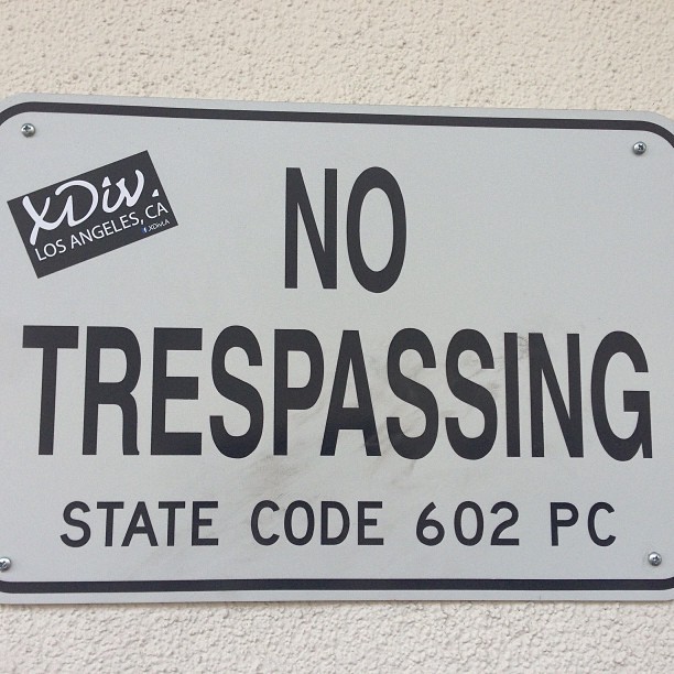 No Trespassing.. #xdiv #xdivla #xdivsticker #decal #stickers #new #la #vinyl #follow