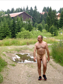 stocky-men-guys:  streakers:  After a morning run near the hotel Thanks Jano45 for another great submission!  Big, strong and sexy menStocky Men &amp; Guys 
