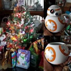 This BB-8 ceramic mug is super adorable!  #bb8 #Christmastree #StarWars
