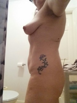 clittodiefor:  Not perfect but hey……  Looks good to me very sexy!!!!!!!