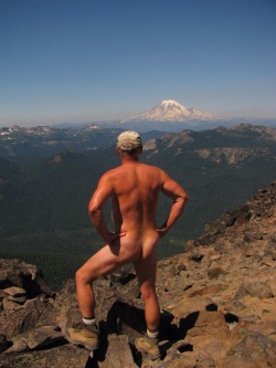 sixtysexyandfit:  Nude Hiker 4  Beautiful &amp; sexy views! 😉 -fms