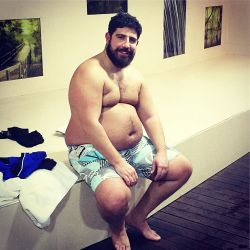 big-fat-sexy-bellies:  @osete_alpha
