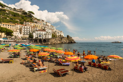welcometoitalia:  Amalfi beach