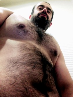 masterjoao:  They don’t call it “happy trail” for no reason   Come worship me   
