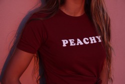 violentmovement:  Peachy