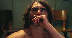 haidaspicciare:    Joaquin Phoenix, “Inherent Vice” (Paul Thomas Anderson, 2014). 