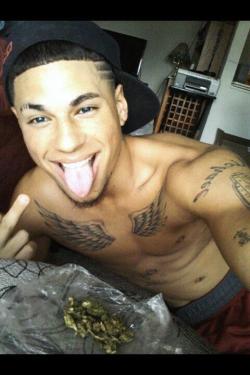 juseatthedamncake:  mexicanguys:  Mexican Guys&lt;3   www.JusEatTheDamnCake.tumblr.com/archive