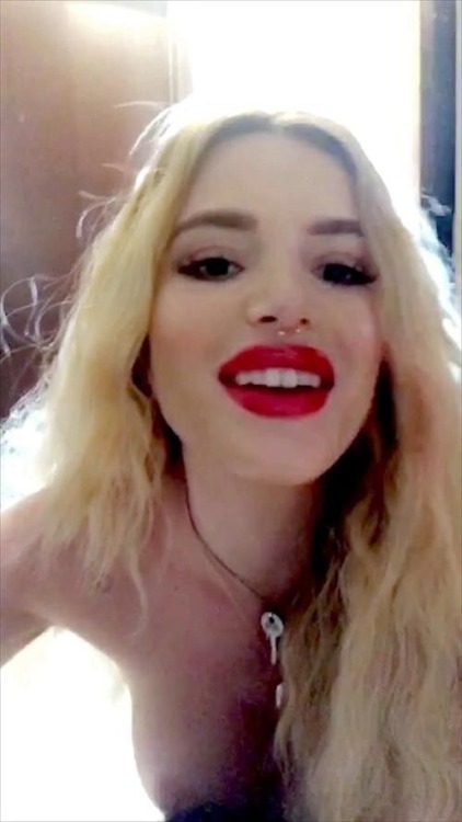 jennifer-walcott-fanpage:Bella Thorne porn pictures