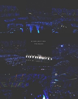 h-jae:  The Reason Why Leeteuk Named Super Junior Fans “ELF”  “Because when we’re just debuted, in a concert with all other groups, we saw, there were some sapphire blue colors, between all other colors of all other fandoms.. Day by day.. Those