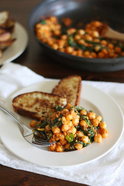 in-my-mouth:  Spinach-Chickpea Saute with Fried Bread Toasts  