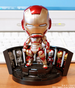 sakubow:  Nendoroid Iron Man Mark 42: Hero’s Edition + Hall of Armor Set He’ll be up for preorder from the 25th July 2013! 