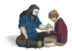 kaciart:  deanopie answered: durincest, after party birthday gift- thilbo, bilbo notices/admires thorins (work battered) hands 