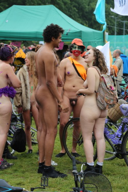 teamwnbr: World Naked Bike Ride Brighton UK 2016 To see more pics of this great event go to… http://publiclynude.tumblr.com/ The WNBR is a world-wide campaign that has a number of key issues it promotes at events all over the world.  Its objectives