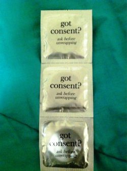 too-smacked:  condoms are doing it right