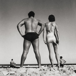 joeinct:Bondi, Photo by Max Dupain, 1939