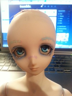 So Aria broke some time ago and I can&rsquo;t fix her (her leg fell off at the knee and I think I&rsquo;m missing a piece) So I&rsquo;ve decided to make her a monster girl because I love her too much to replace her. Here&rsquo;s the faceup so far. Going