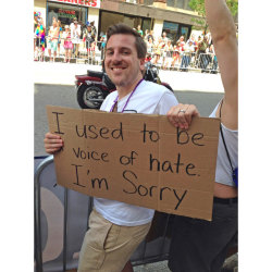 gaywrites:  Meet the faces of the “I’m Sorry” campaign, a group of Christians who go to Chicago’s pride celebrations every year to apologize for their past hateful actions against LGBT people. The group started in 2010 and has since moved to other
