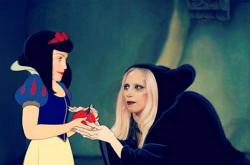 Snow White / Madonna & Lady Gaga 