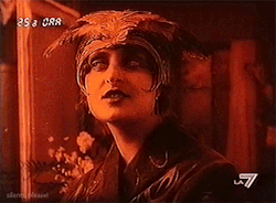 thewisecrackingstwenties:  INCREDIBLE “IL FUOCO” (1915) by   Giovanni Pastrone and starring vamp  Pina MenichelliAn almost surreal italian production telling the common story of the vamp that destroys men, only in a spectacular way! Pina became