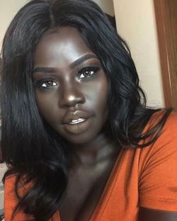 divinessence7:  #melanin #shadesofbrown #blackbeauty #melanin #brownskin #blackwoman #blackpower #blackpride #photoart  Love  chocolate&hellip;