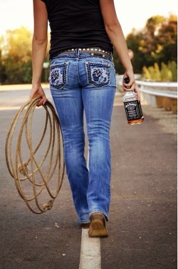 playtime8888:  damn   Jeans, rope, and JD. sign me up. 