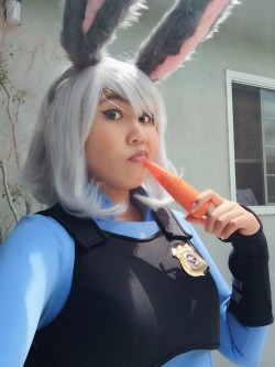 rabbureblogs:  My purple contacts came in so I can finally show my face while in my Judy Hopps cosplay! Still waiting on new ears cause I’m not a fan of the ones that came with the cosplay.   I love you more &lt;3 /////&lt;3