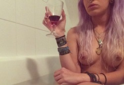 scratch-your-name-upon-my-lips:  Low quality pic and wine stained lips 