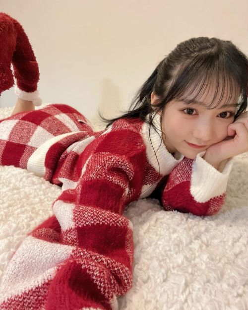 coordinate48:横野 すみれ Yokono Sumire - Instagram - Thu 09 Dec 2021  もこもこ🤶🤍 ⁡ ⁡ ⁡ ⁡ ⁡ ⁡ #gelatopique #部屋着 #クリスマスコーデ #xmas 