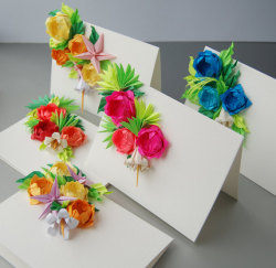 colorfuldawn:  sosuperawesome:    Origami flower cards and bouquets by Lusine on Etsy  • So Super Awesome is also on Facebook, Twitter and Pinterest •  Now these are the kind of flowers you would love to receive. 